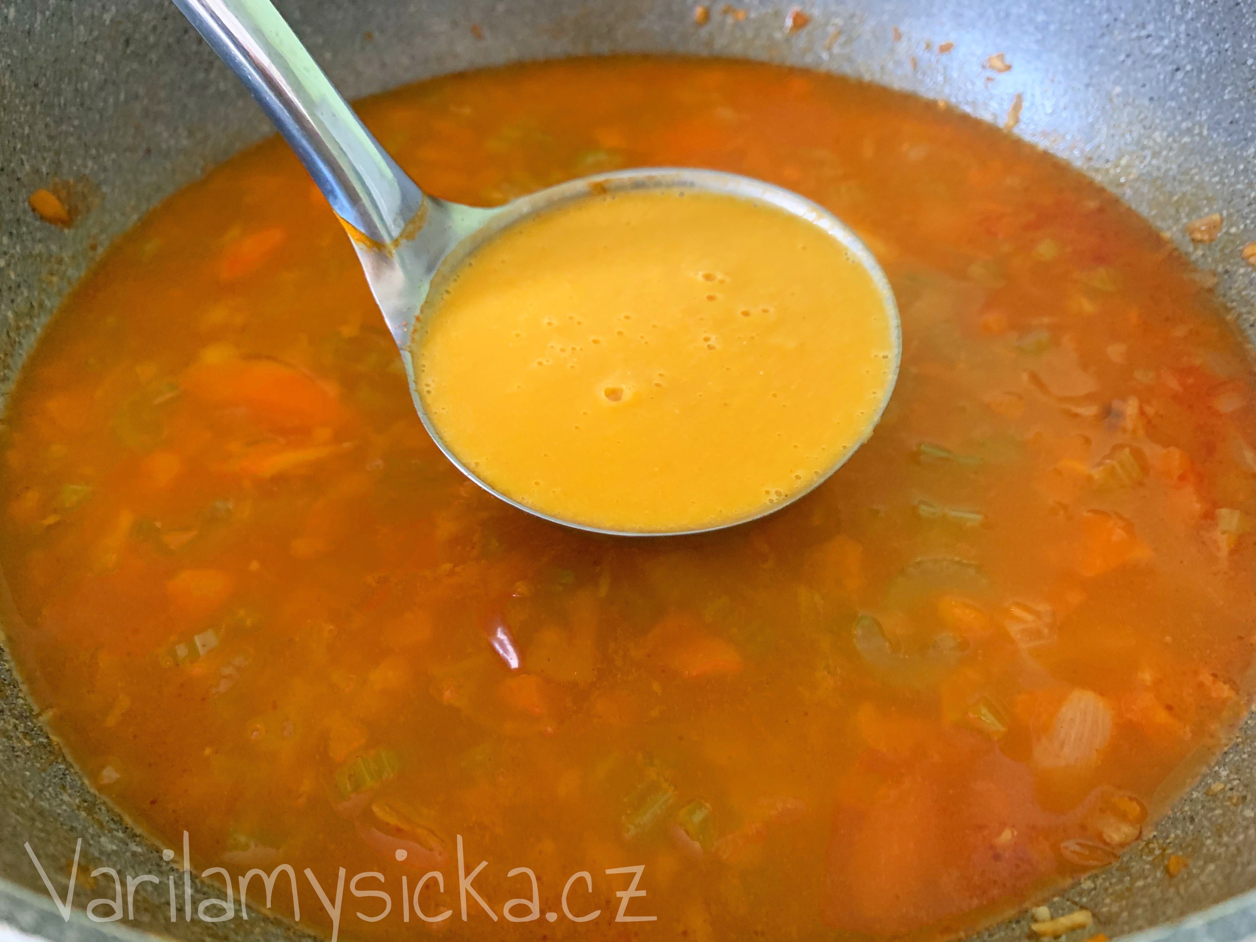 Jak zahustit polévku bez mouky