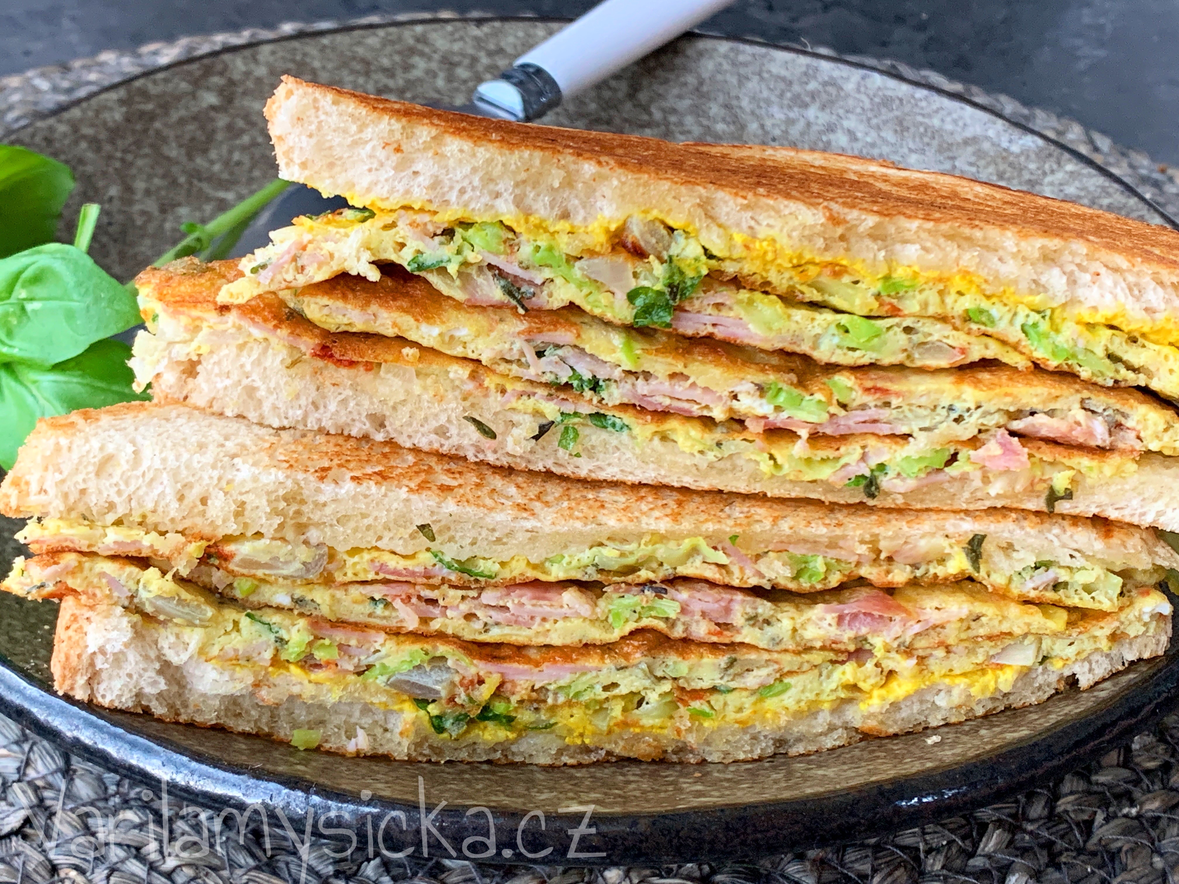 Sandwich s vaječnou omeletou