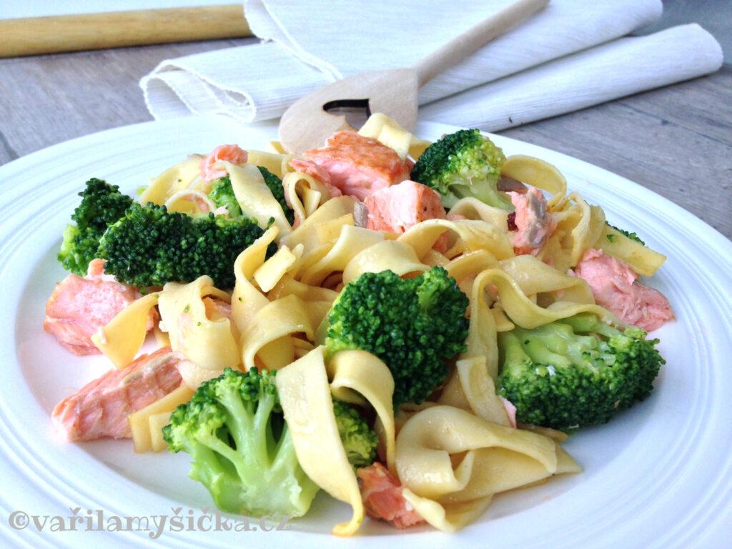 Tagliatelle s lososem