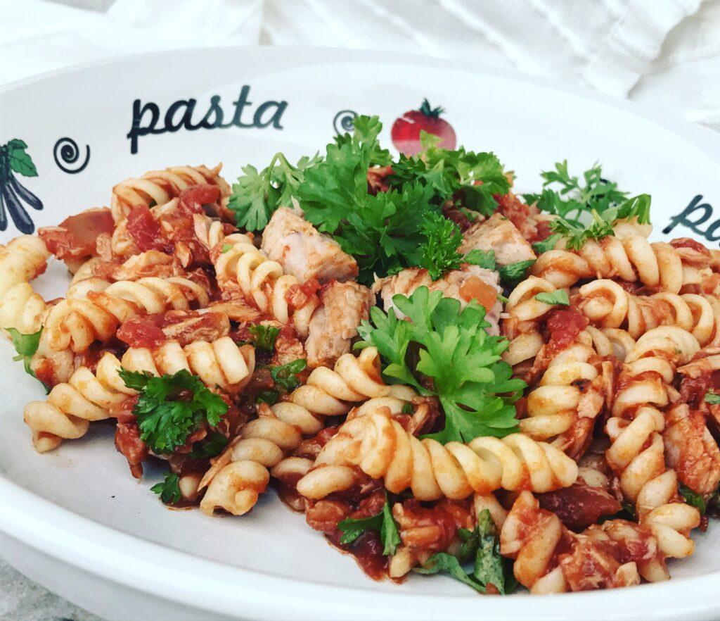 Těstoviny s tuňákem